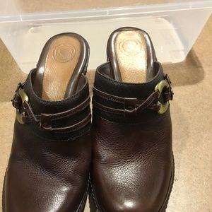 Sz 9 Womens Nurture Mules